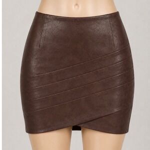Guess Rosalba Brown Faux Leather Tulip Wrap Mini Skirt Quiet Luxury Chic Size M